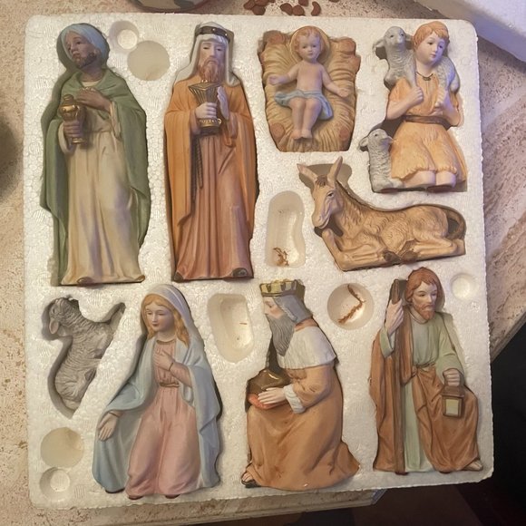 Homco New Nativity Set #5599 - Picture 1 of 8